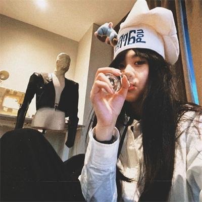 珠玉在侧